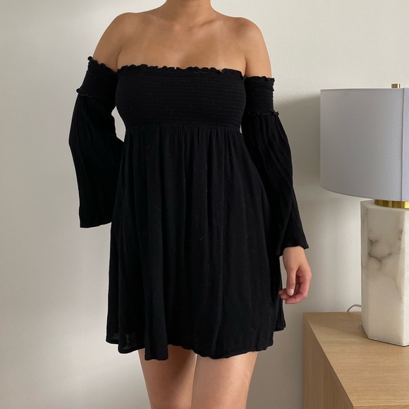 Urban Outfitters Cold Shoulder Dress - Picture 3 of 5